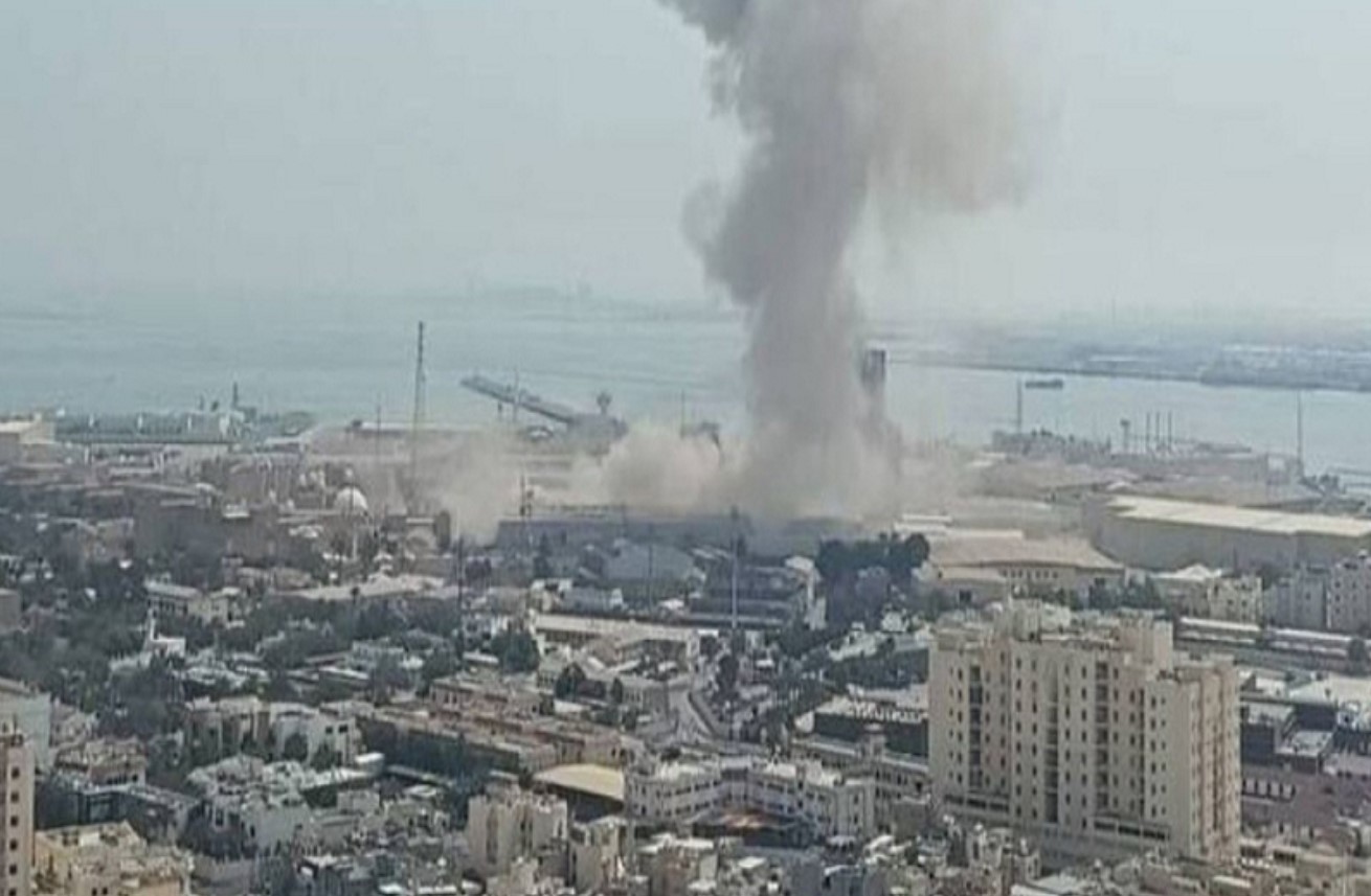 سماع دوي انفجارات واسعة في أبوظبي