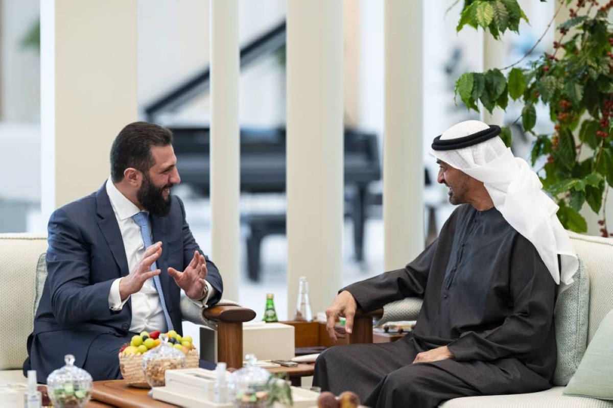 رئيس الدولة يستقبل نظيره السوري ويبحث معه ملفات التعاون والتطورات الإقليمية