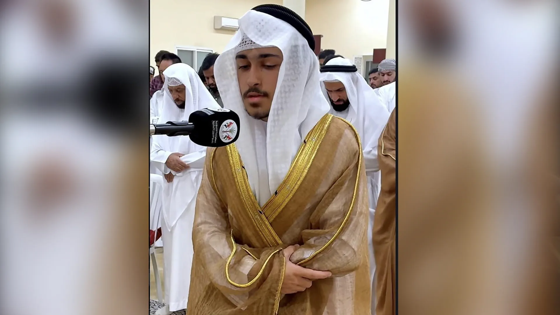 قراء من ناشئة الشارقة يحيون ليالي رمضان بتلاوات في مساجد الإمارة