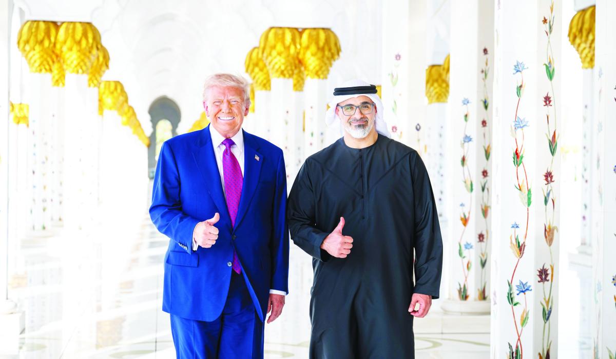 وكالة: أبوظبي تعيد رسم خريطة النفوذ الاقتصادي بتصعيد خالد بن محمد على حساب عمه